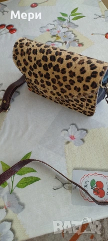 Дамска чанта естествена кожа, снимка 12 - Чанти - 53582449