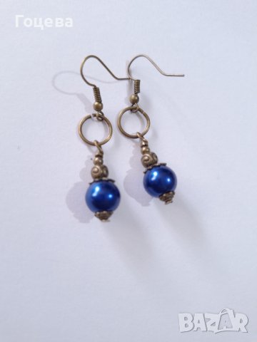 Новите ни елегантни обици с мастилено сини перли Сваровски и бронзови орнаменти , снимка 4 - Обеци - 40853825