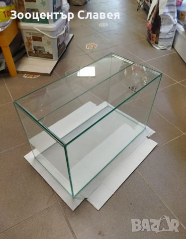 аквариум със стъклен капак , снимка 1 - Аквариуми - 43836675