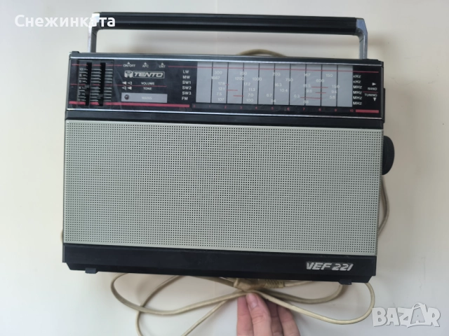 Ретро радио ВЕФ 221