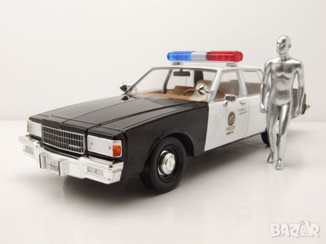 Chevrolet Caprice Metropolitan Police 1987 Terminator 2 - 1:18 на Greenlight моделът е нов в кутия, снимка 1
