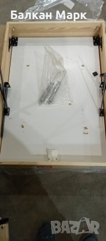 Сгъваема таванска стълба – дърво и метал, почти нова (мострена), снимка 5 - Други стоки за дома - 52389691