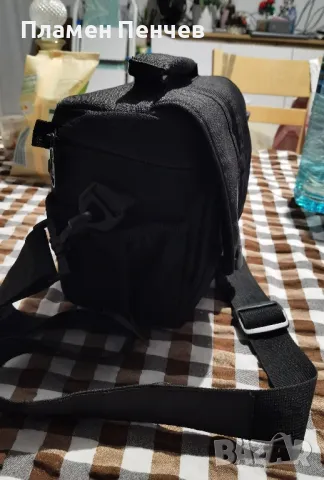 чанта за фотоапарат, снимка 5 - Чанти, стативи, аксесоари - 49059781