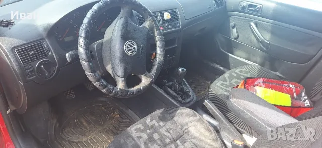 VW Golf 4 1.6 101кс на части, снимка 5 - Автомобили и джипове - 47578451