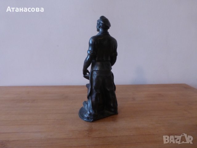 Метална фигура Ковач статуетка 1970 г, снимка 5 - Статуетки - 43887712