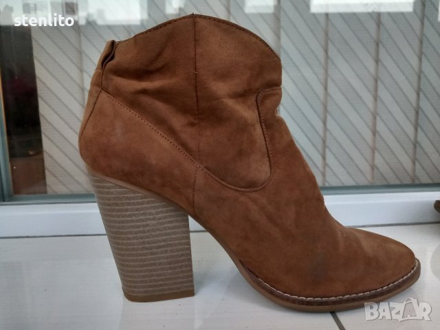  дамски боти  Bershka , снимка 6 - Дамски боти - 43913454