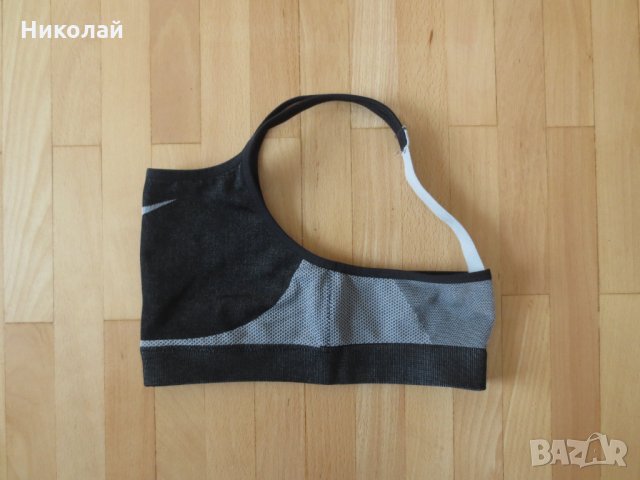 Nike детски спортен сутиен, снимка 6 - Корсети, бюстиета, топове - 32636673