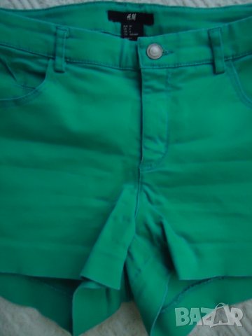 дънкови панталонки и блузка, снимка 3 - Къси панталони и бермуди - 37383769