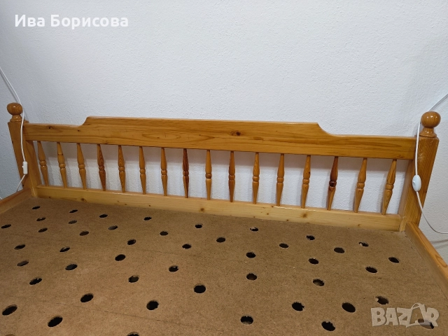 Дървена спалня с 2 нощни шкафчета, снимка 2 - Спални и легла - 52565243