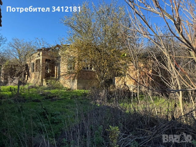 Парцел 1600 кв.м. с къща за основен ремонт в село Росица област Добрич собственик , снимка 2 - Къщи - 52341885