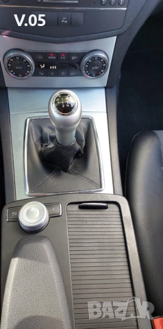 Щоричка Мерцедес w204 w212 w207, снимка 2 - Аксесоари и консумативи - 52029457