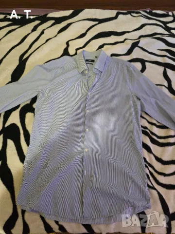 Hugo Boss размер М slim fit