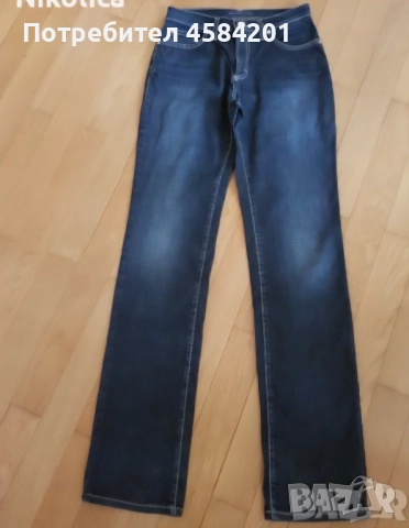 Оригинални дамски дънки Trussardi jeans, размер 28