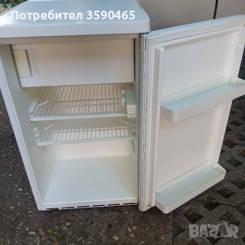 Малък хладилник Сименс, снимка 6 - Хладилници - 51548608