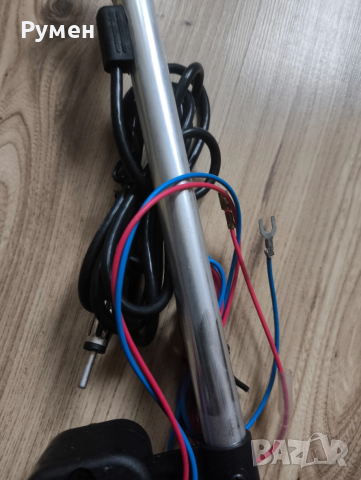 Нова автоматична телескопична антена Unitec  в ретро стил, снимка 4 - Аксесоари и консумативи - 52584668