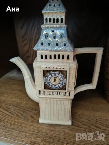 Красив порцеланов чайник маркиран , снимка 2 - Колекции - 51083514