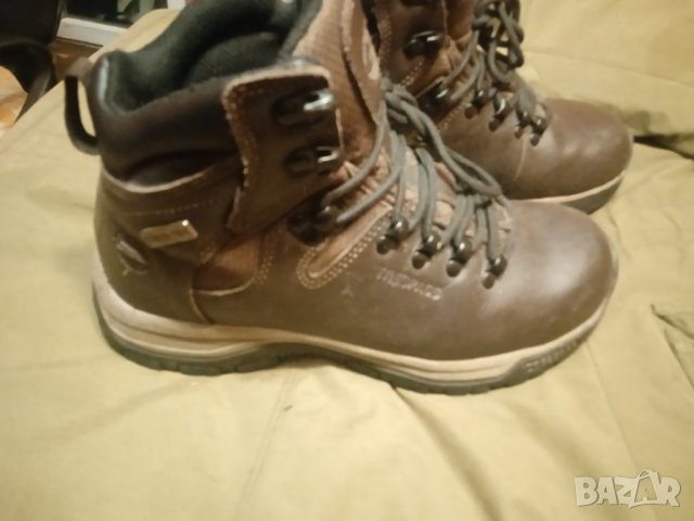 зимни боти, снимка 5 - Дамски боти - 44052739