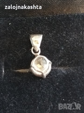 Сребърна висулка със циркони-0,88гр/925, снимка 4 - Колиета, медальони, синджири - 26237861