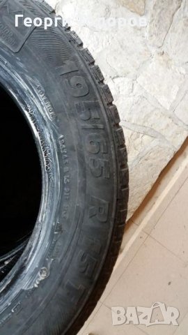Зимни атомобилни гуми с размер 195 65 15 Семперит Сипиид грип. Прави и с равномерна шарка., снимка 2 - Гуми и джанти - 35089433
