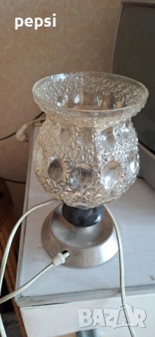 Продавам две нощни лампи ретро соц