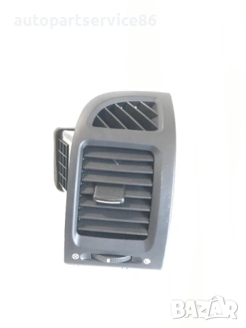 Рамка на десен въздуховод за KIA Carnival (2006–2010) 4D974-50800