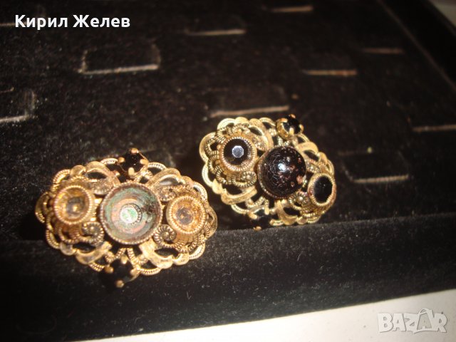 СТАРИННИ ФИЛИГРАННИ БРОНЗОВИ ПОЗЛАТЕНИ БУТОНЕЛИ с ЯСПИС и ГРАНАТ МАЙСТОРСКИ 19855, снимка 10 - Антикварни и старинни предмети - 32523023