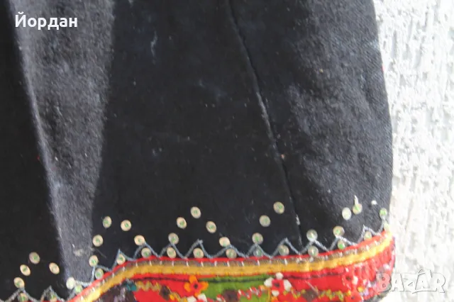 Вълнена пола от тракийска носия , снимка 8 - Антикварни и старинни предмети - 50007311