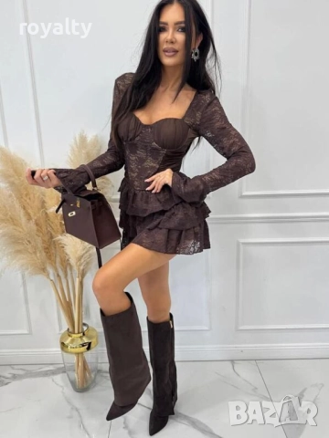 Кафява дантелена рокля гащеризон