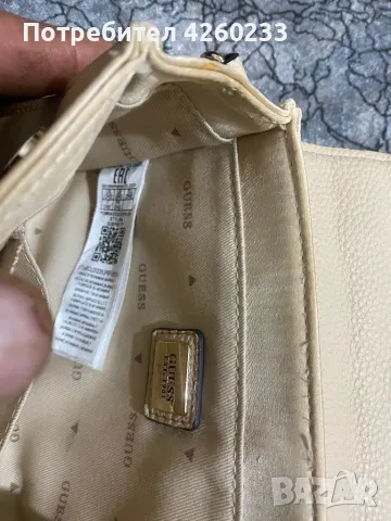 Чанта Guess, снимка 6 - Чанти - 48298075