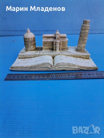 Стара статуетка , снимка 1