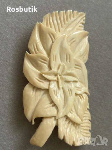Старинна брошка от слонова кост , снимка 3 - Антикварни и старинни предмети - 53349218