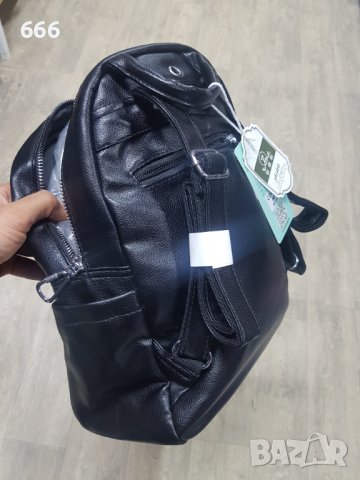 Раница, снимка 2 - Раници - 42978112