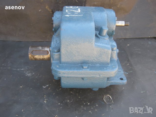 редуктор, снимка 2 - Други машини и части - 32839706