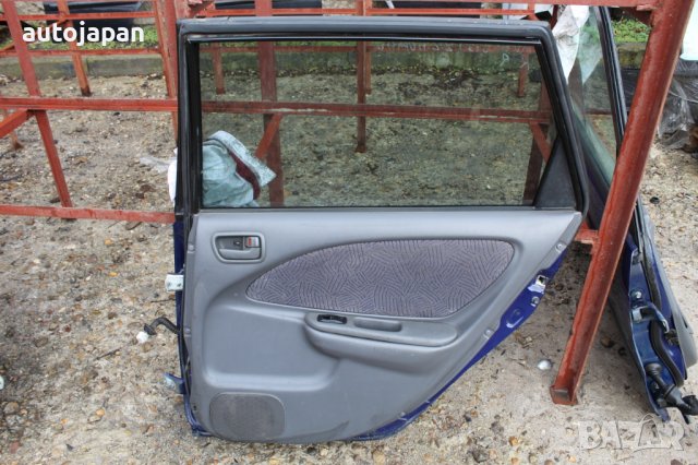 Задна дясна врата Тойота авенсис т22 комби Toyota avensis t22 kombi, снимка 2 - Части - 43641616