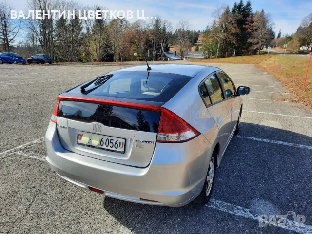 Хонда Инсайт Хибрид нов внос, снимка 3 - Автомобили и джипове - 48679769