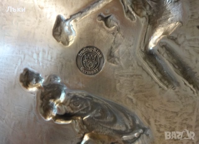 Калаена чиния,пано с любовна картина Lindenwirtin. , снимка 4 - Антикварни и старинни предмети - 43905550