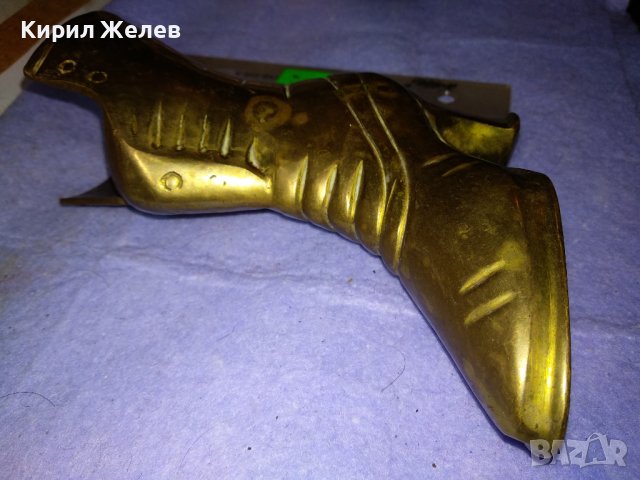 Старо ГОЛЯМО КОЛЕКЦИОНЕРСКО КРАСИВО ШАРМАНТНО БРОНЗОВО ДАМСКО БОТУШЧЕ - ВАЗА МАЙСТОРСКА РАБОТА 42754, снимка 9 - Декорация за дома - 43828044