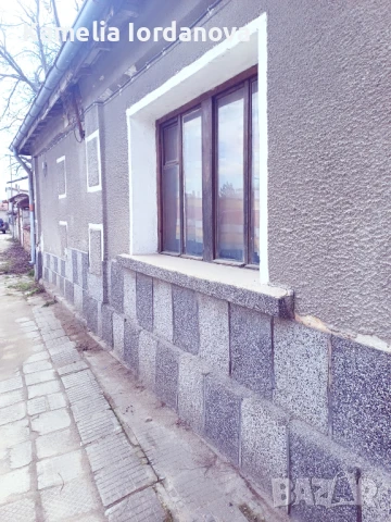 Продавам къща с двор в село Лесичово, община Лесичово, област Пазарджик, снимка 14 - Къщи - 50911510