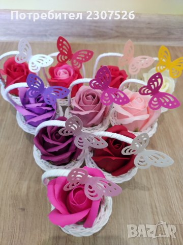 Цветя , снимка 3 - Изкуствени цветя - 44087184