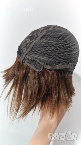 Естествена къса кафява перука с бретон, снимка 2 - Аксесоари за коса - 53148847