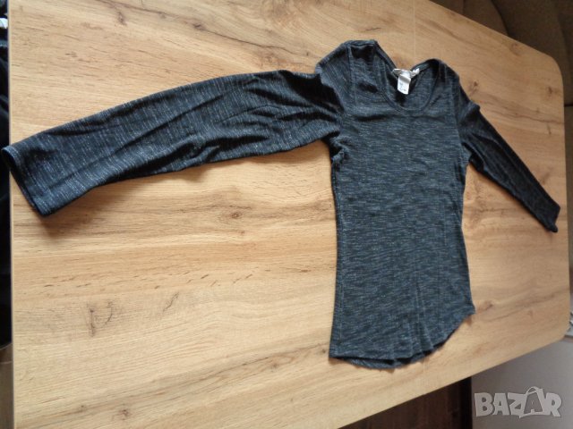 Дамска блуза H&M, снимка 2 - Блузи с дълъг ръкав и пуловери - 43069352
