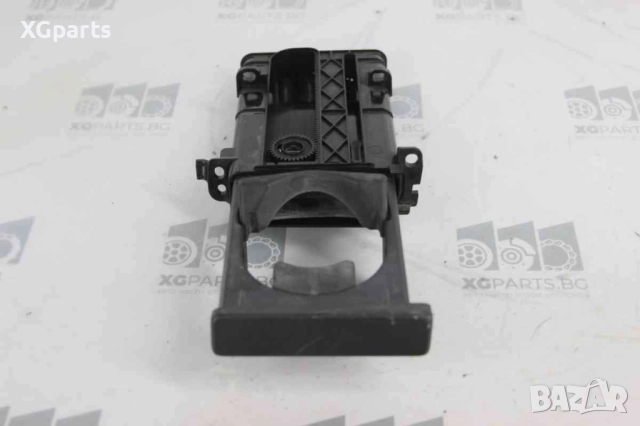 Поставка чаши за Toyota Auris (2006-2012), позиция: дясна