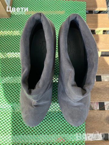 Боти, снимка 2 - Дамски боти - 39183720