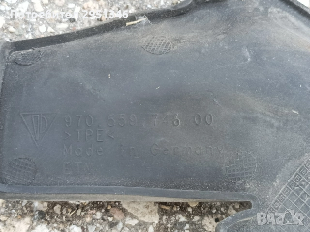 Дефлектор на капака Porsche Panamera 97055974600, снимка 2 - Части - 52621684