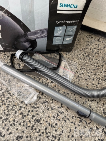 Прахосмукачка с Торба Siemens VBBS607V00, 700W, 4L!, снимка 5 - Прахосмукачки - 52405342