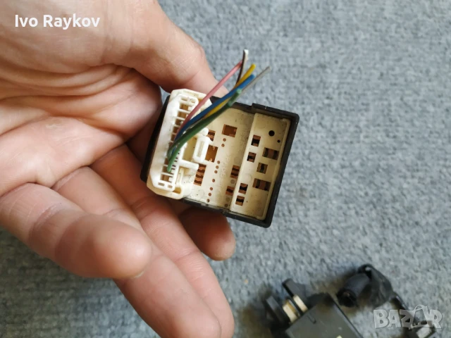 Бутон огледала Toyota Rav 4 2.0 D-4D , 769746 D, снимка 5 - Части - 50977648