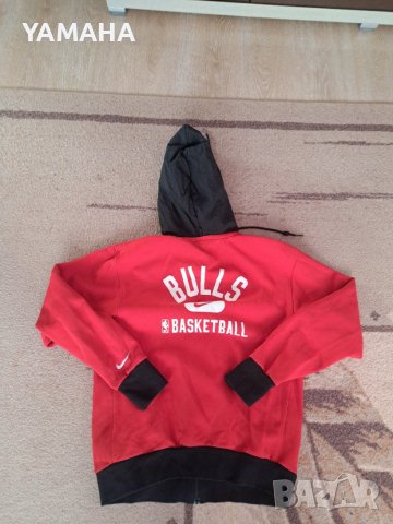 Bulls basketball  Мъжко. Горнище  S---M, снимка 2 - Спортни дрехи, екипи - 39296344