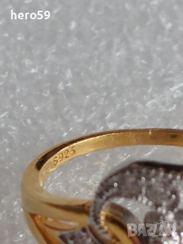  Дамски сребърен пръстен с лабораторен  диамант и 18 каратова позлата, снимка 9 - Пръстени - 51550438