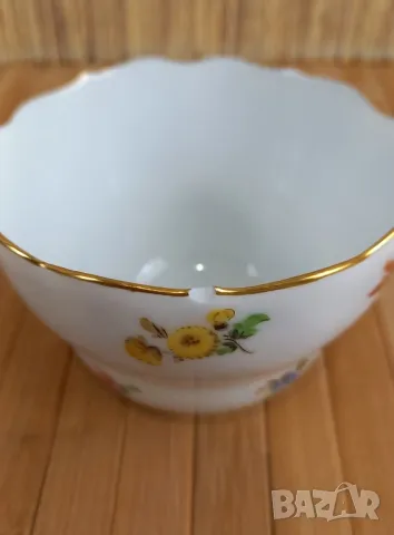 Чаша и подложна чинийка - Meissen, снимка 3 - Чаши - 49776164