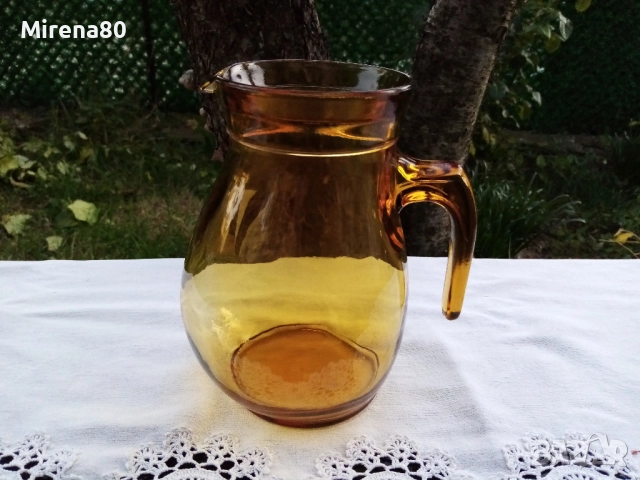 Ретро кана цветно стъкло